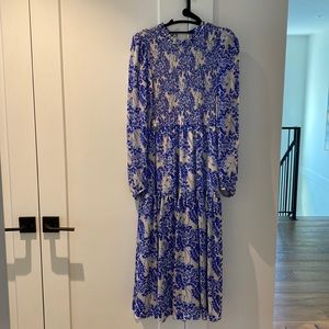 Aritzia Wilfred French dress